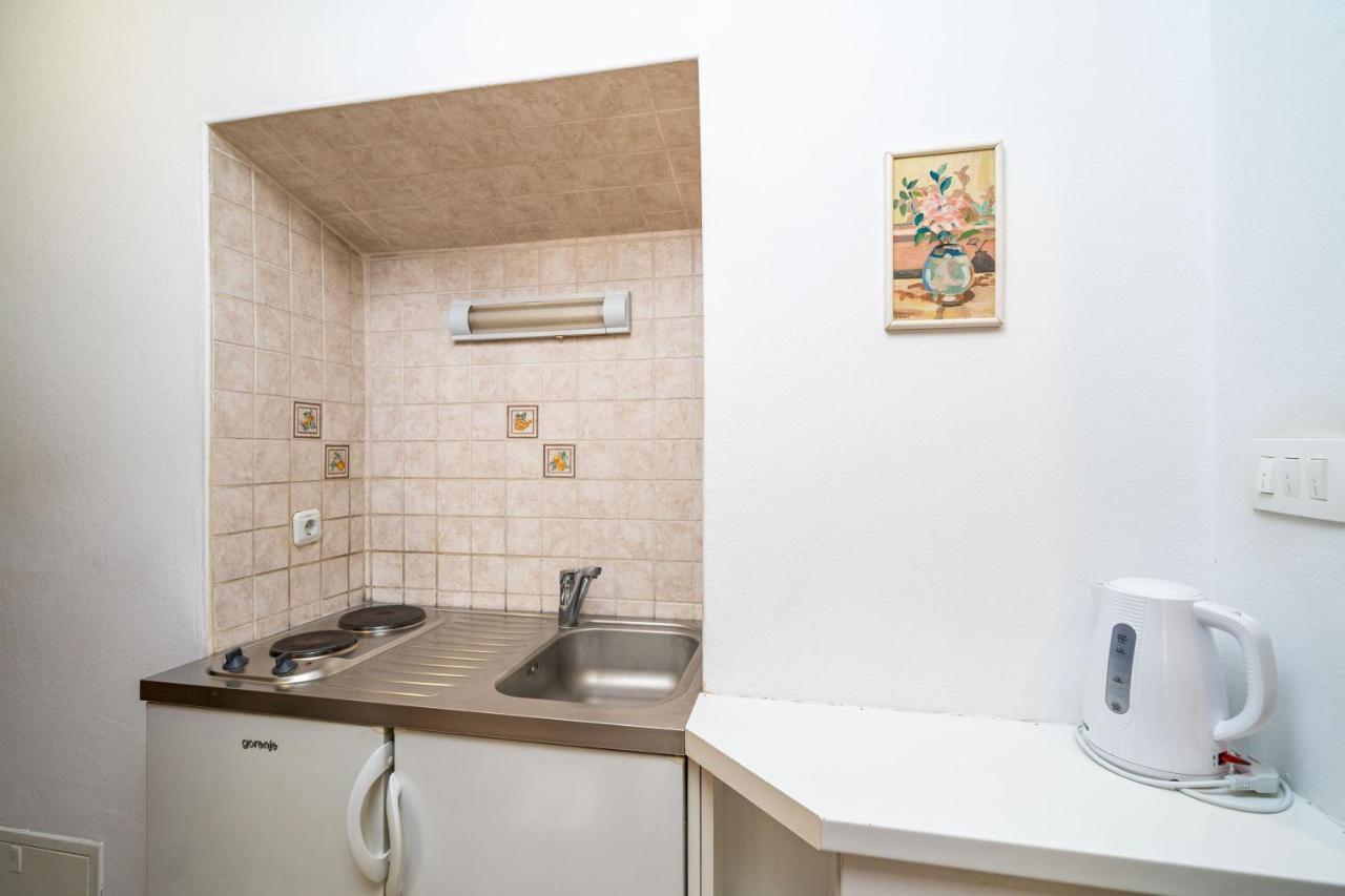 Central Apartment With Terrace Dubrovnik Extérieur photo